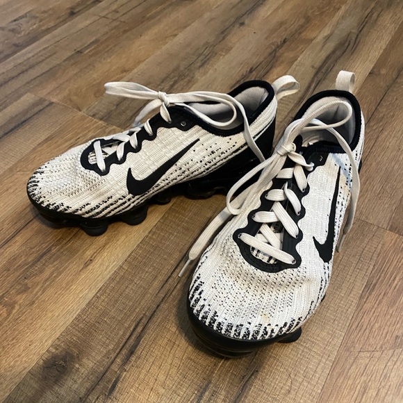 NIKE AIR VAPORMAX - Picture 6 of 6